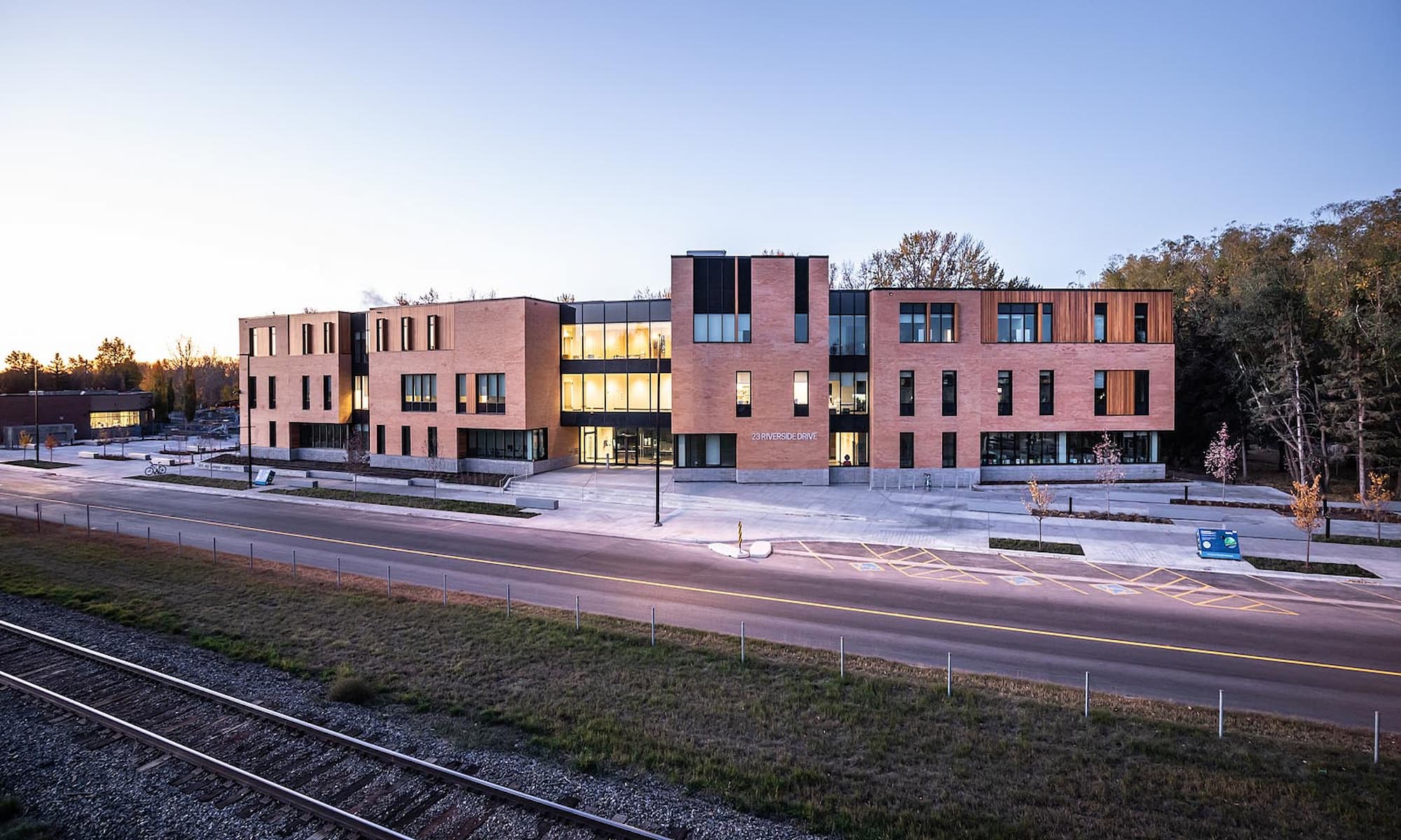 Inst_CU_Okotoks Arts _ Learning Campus Main