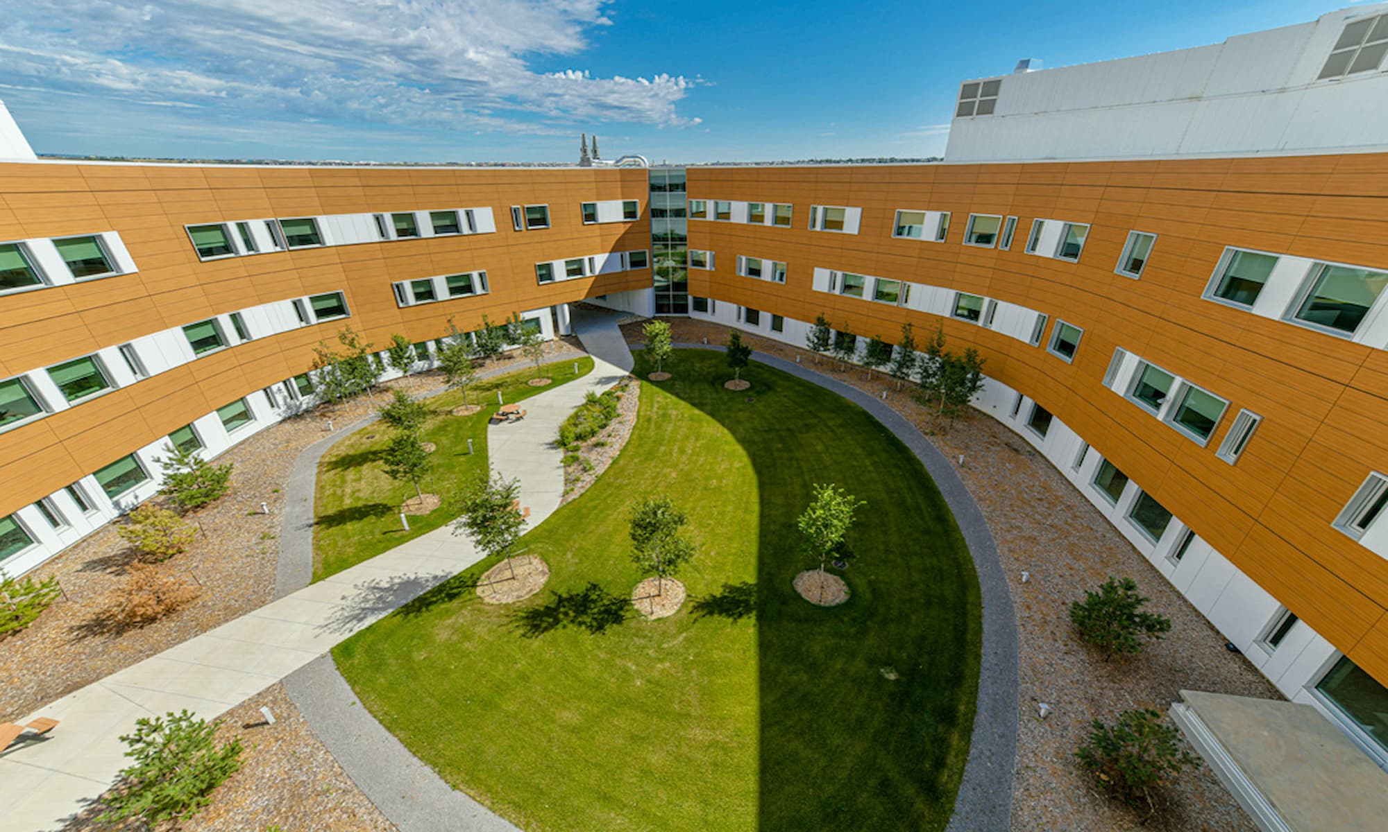 Inst_HC_Grande Prairie Regional Hospital Completion